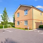 London Heathrow Living Serviced Apartments By Ferndale