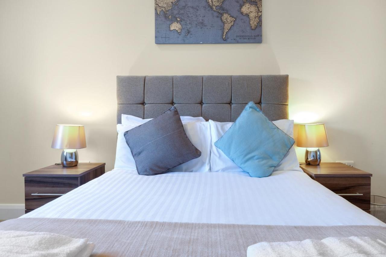 London Heathrow Living Serviced By Ferndale *