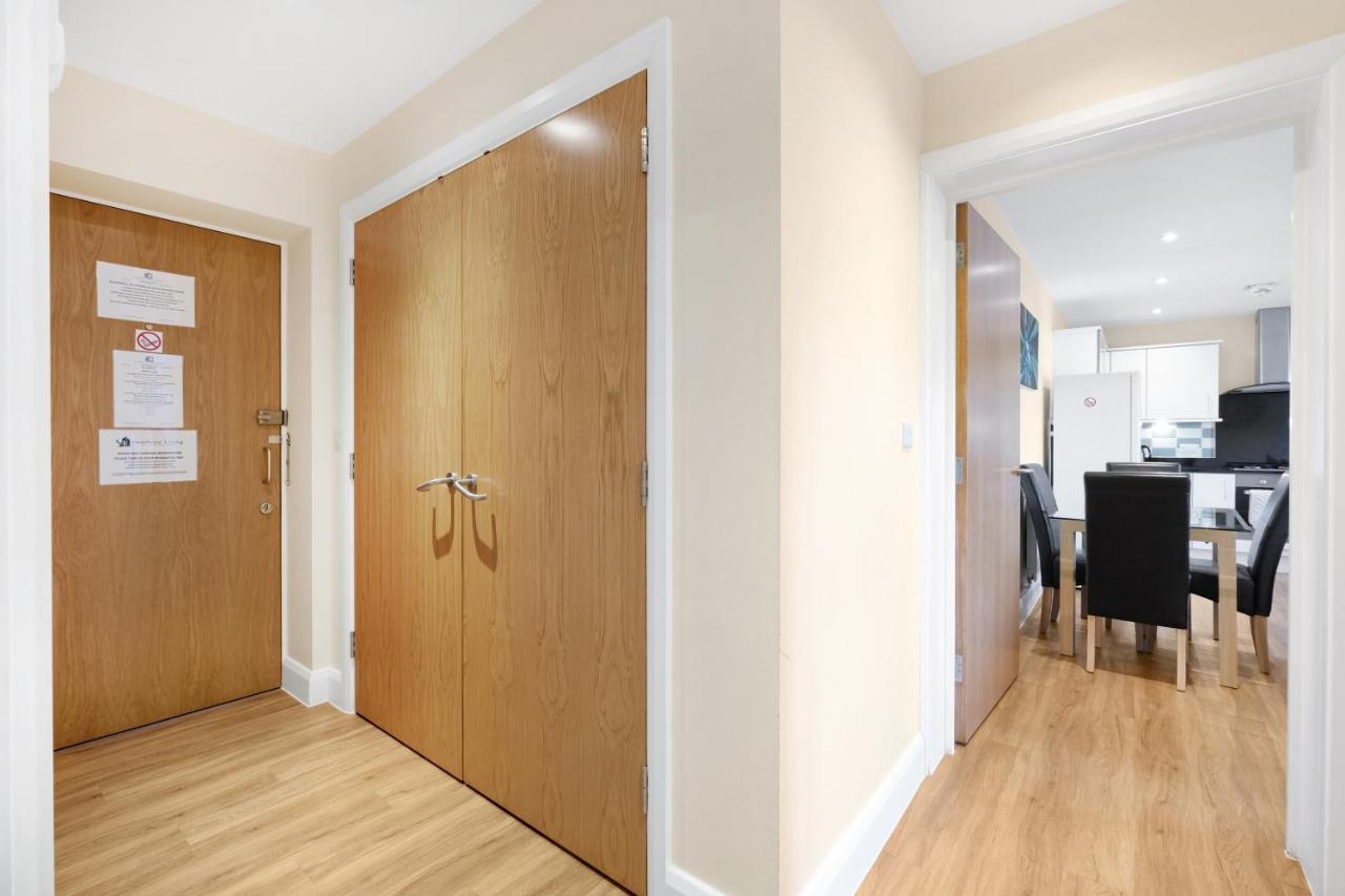 London Heathrow Living Serviced By Ferndale Stanwell
