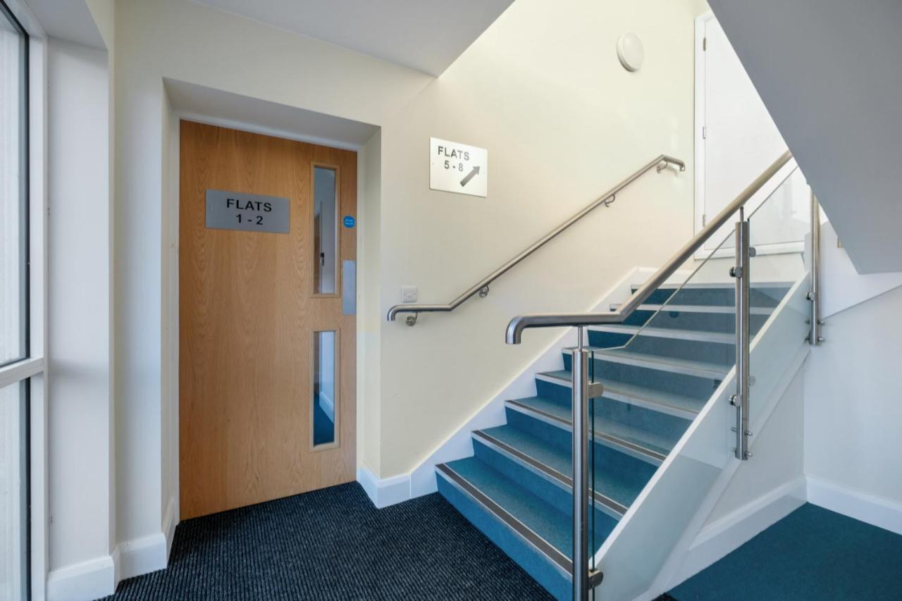 London Heathrow Living Serviced By Ferndale Apartment Stanwell