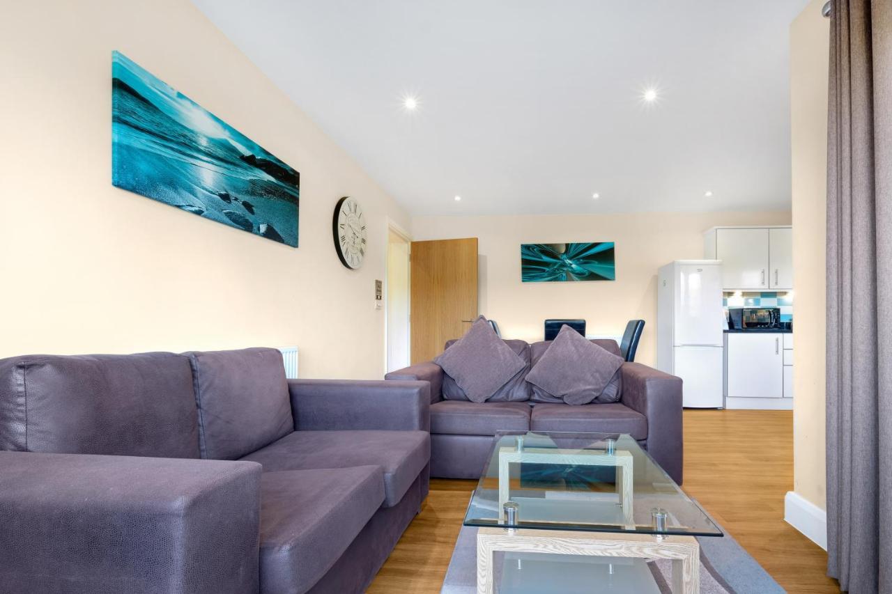 London Heathrow Living Serviced By Ferndale