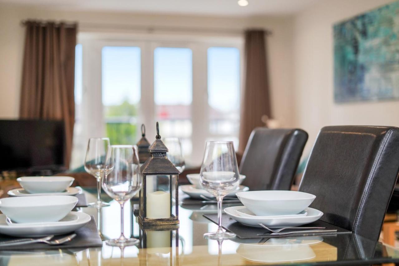 London Heathrow Living Serviced By Ferndale Apartment